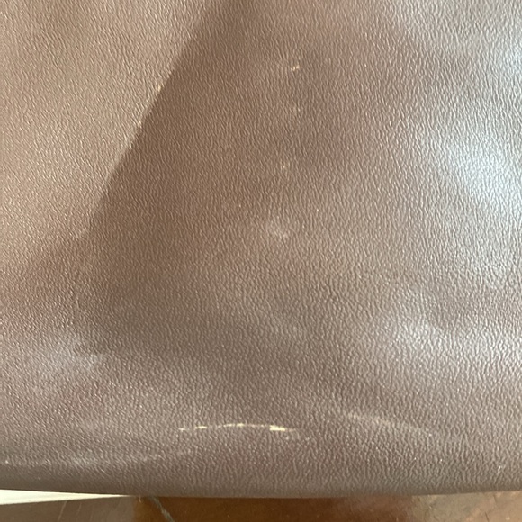 VGUC. Coach brown leather wristlet. - Picture 7 of 10